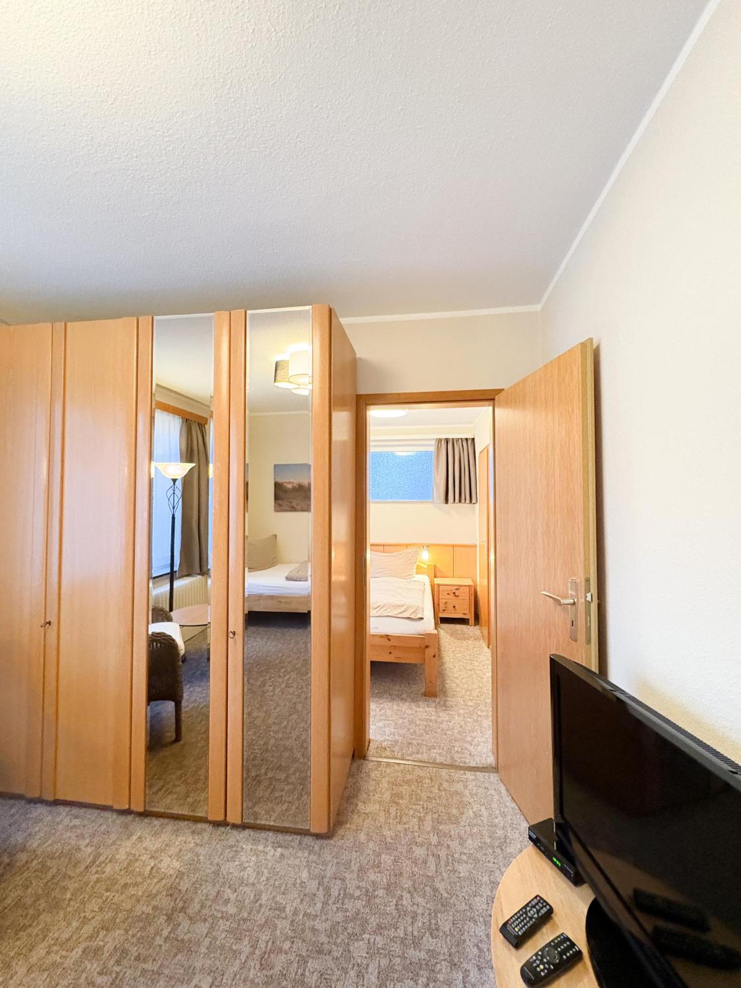 Hotel Zum Wikinger سانكت بيتر اوردنغ الغرفة الصورة